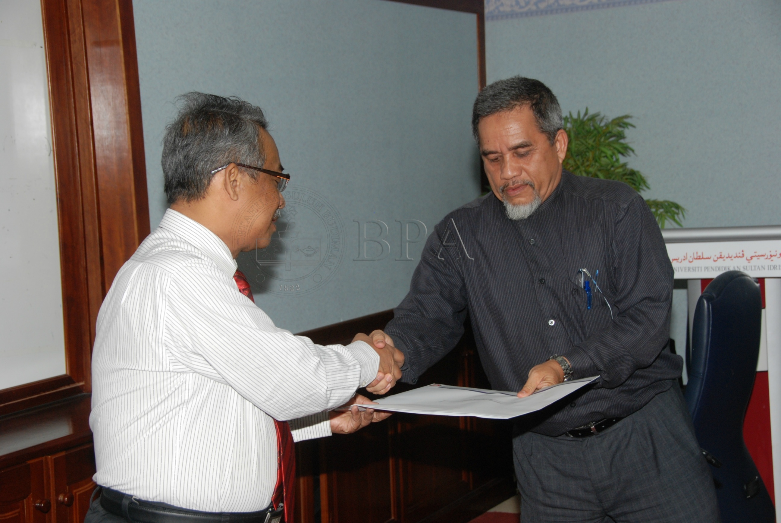 BPA 12 65 buku DSC 1693